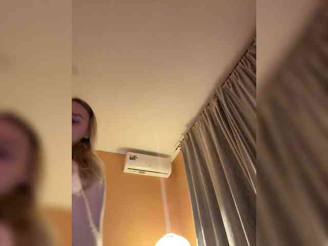 -Angel-Ali- webcam