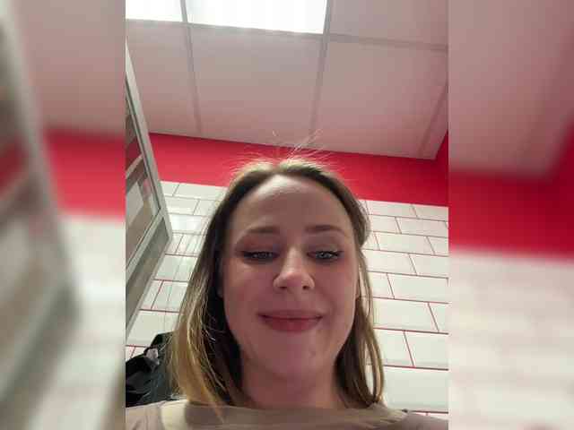 elegantbabe Live Webcam on BongaCams