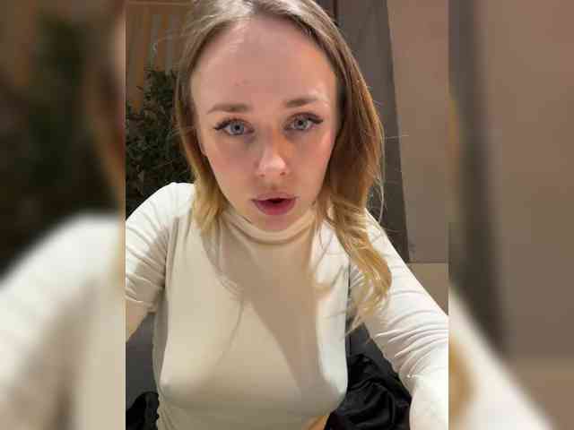 -Angel-Ali- webcam