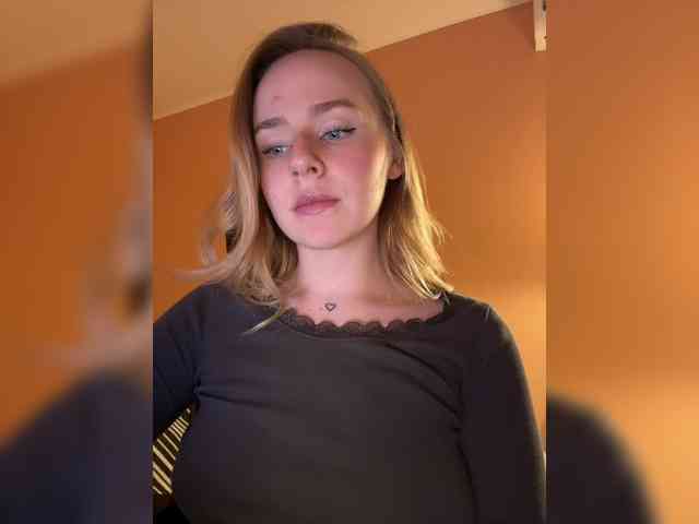 -Angel-Ali- webcam