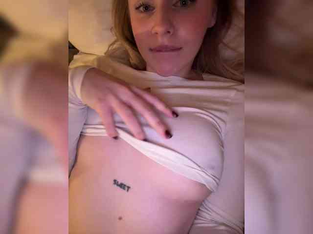 -Angel-Ali- webcam