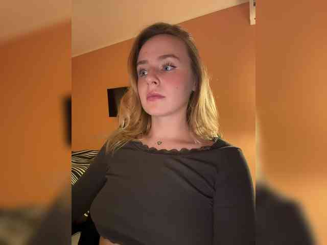 -Angel-Ali- webcam