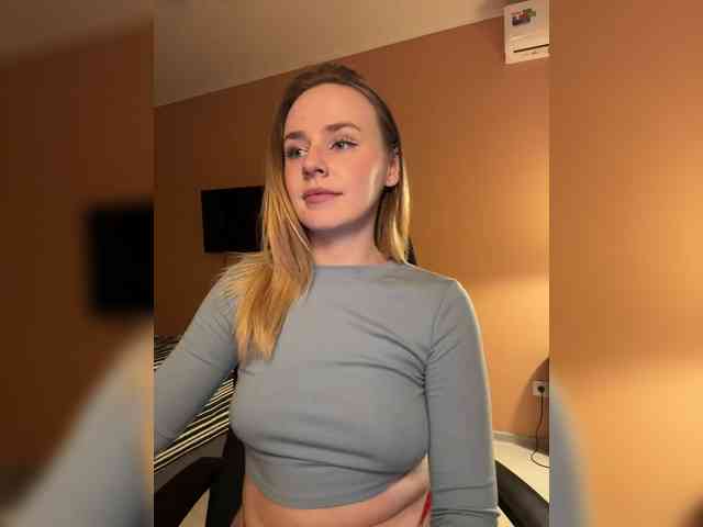 -Angel-Ali- webcam