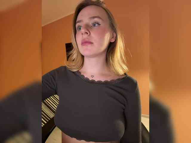 -Angel-Ali- webcam