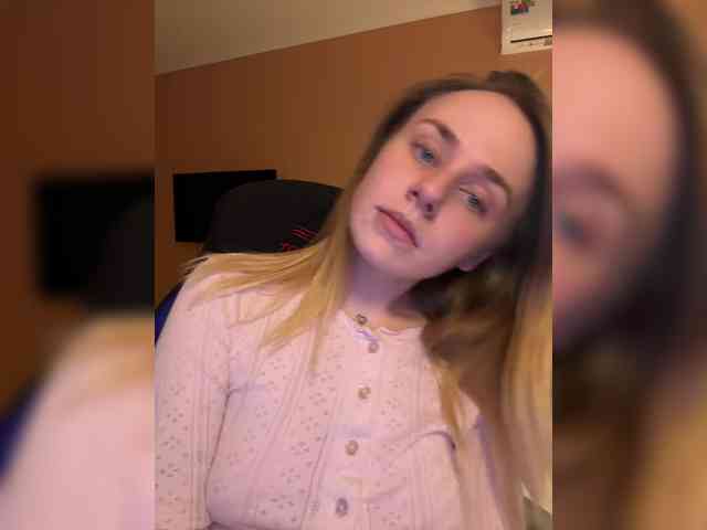 -Angel-Ali- webcam