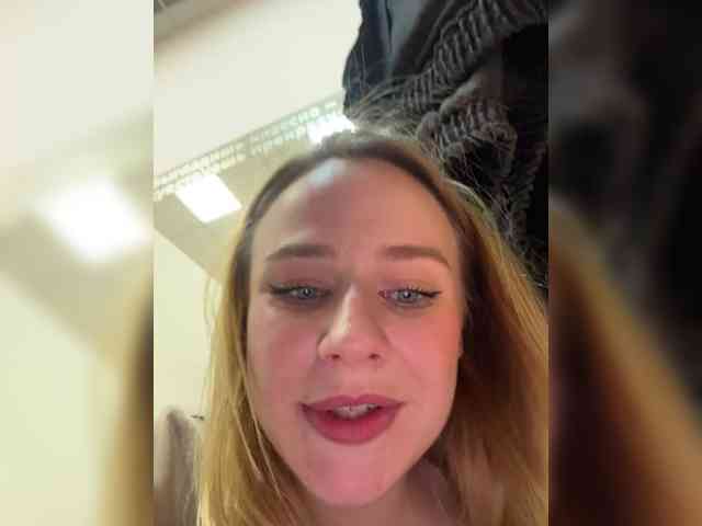 free chat room adult Elegantbabe