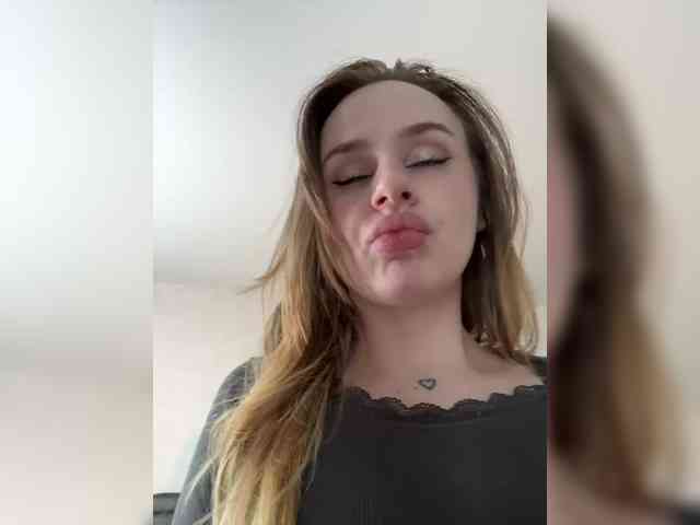 elegantbabe Live Webcam on BongaCams