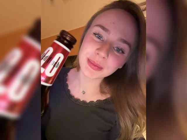 -Angel-Ali- webcam