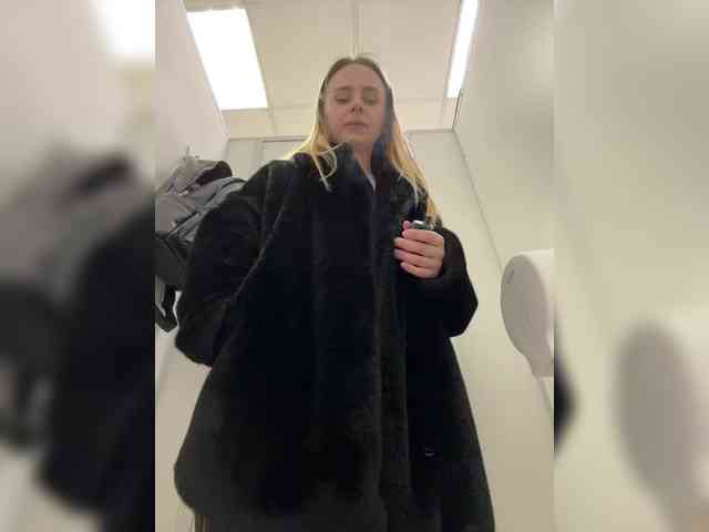 elegantbabe Live Webcam on BongaCams