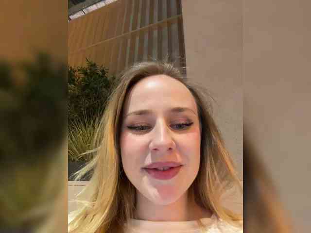 -Angel-Ali- webcam