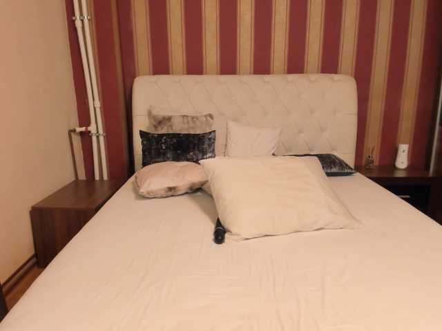 AshleyvonPage's BongaCams show and profile