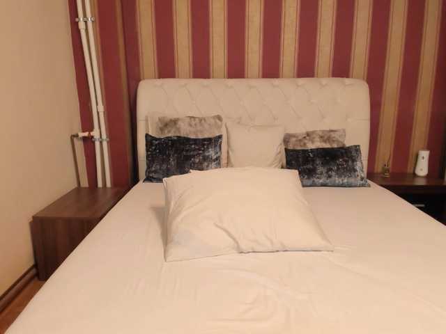 AshleyvonPage's BongaCams show and profile