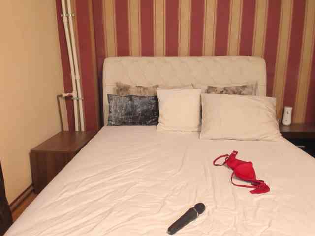 AshleyvonPage AshleyvonPage