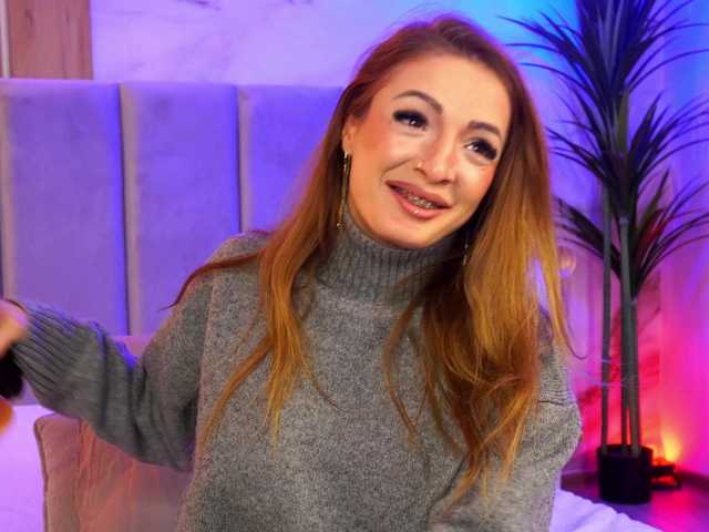 Izabelle02's BongaCams show and profile