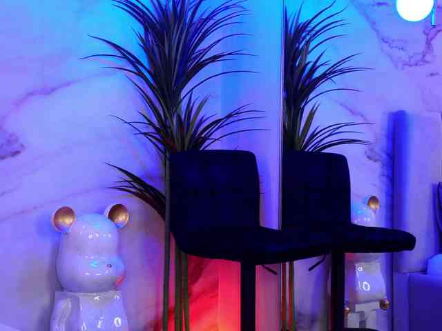 Izabelle02 Izabelle02