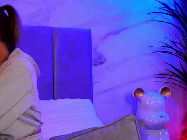 Izabelle02 Izabelle02