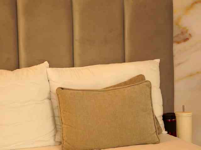 Izabelle02 Izabelle02