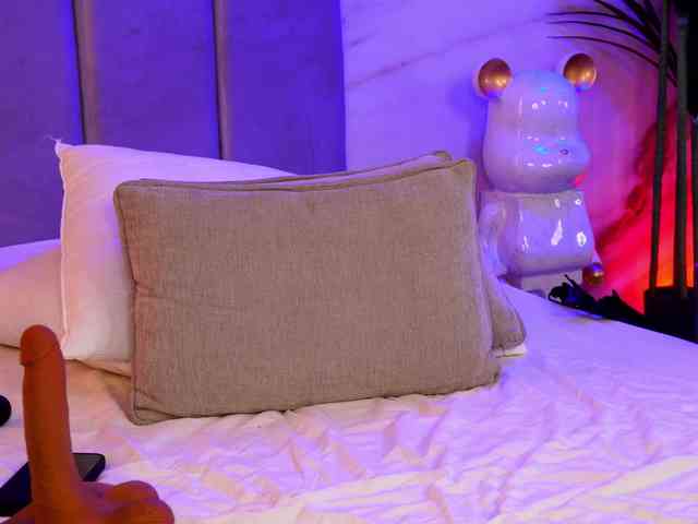 Izabelle02 Izabelle02