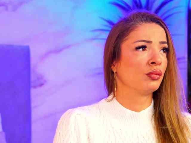 Izabelle02 Izabelle02