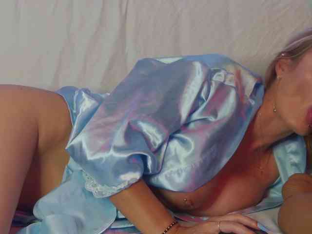 adult cam chat Izabelle02