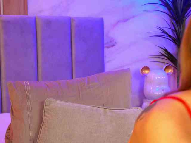 Izabelle02 Izabelle02