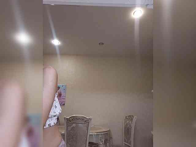 AlinaLisa69 webcam