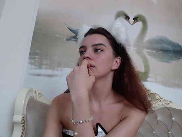 AlinaLisa69 webcam