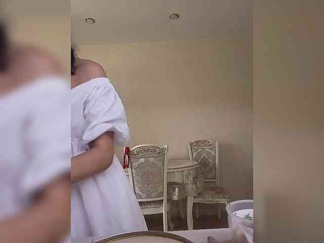 AlinaLisa69 webcam