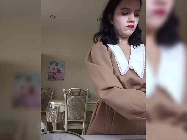 AlinaLisa69 webcam
