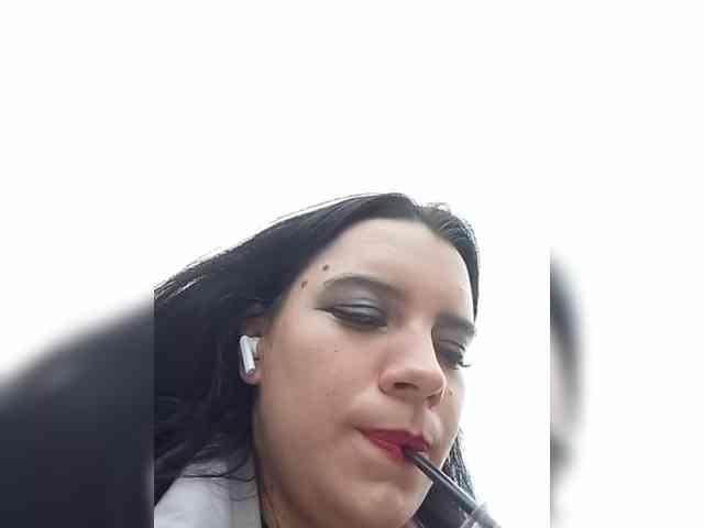 AlinaLisa69 webcam