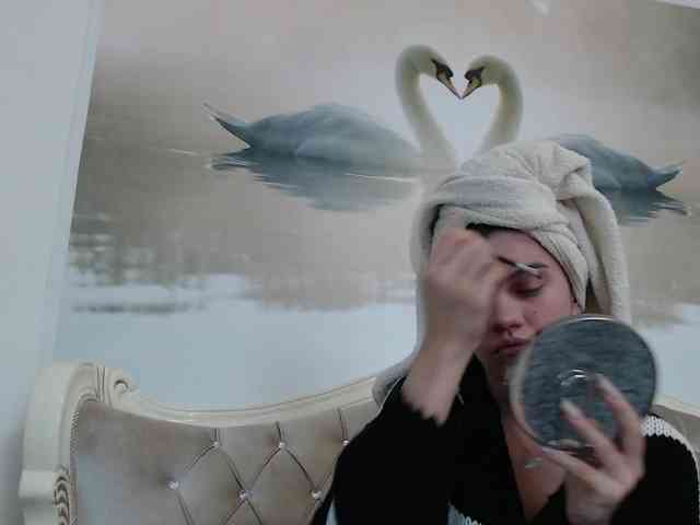 AlinaLisa69 webcam