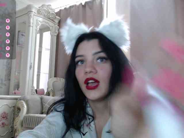 AlinaLisa69 webcam