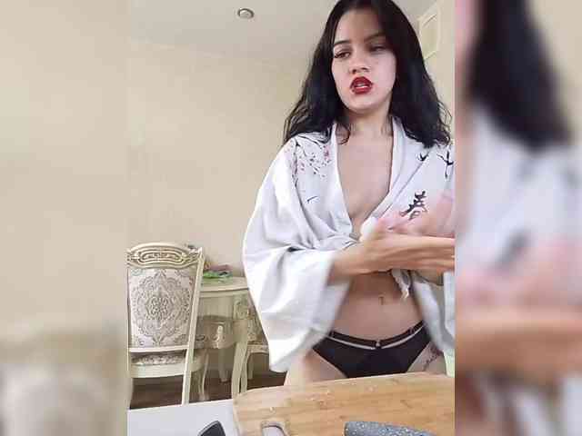 AlinaLisa69 webcam