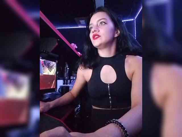 AlinaLisa69 webcam