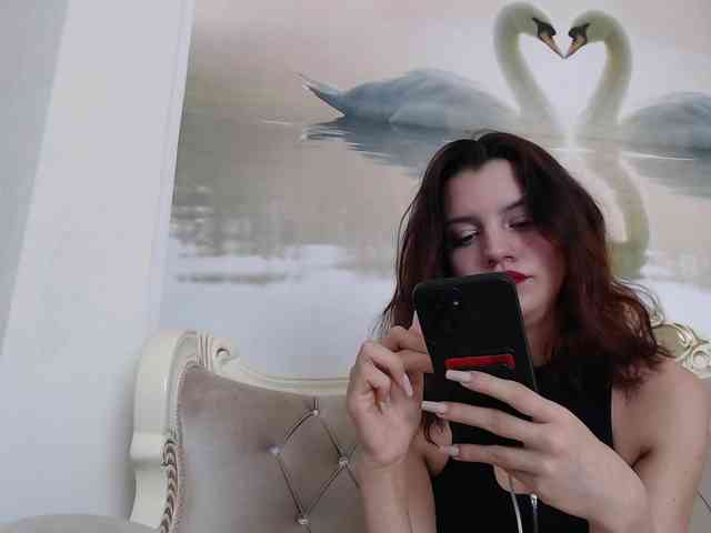 AlinaLisa69 webcam