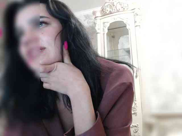 AlinaLisa69 webcam