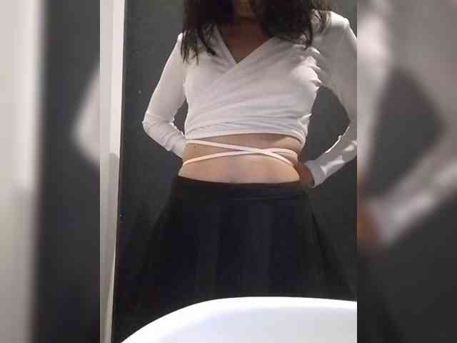 AlinaLisa69 webcam
