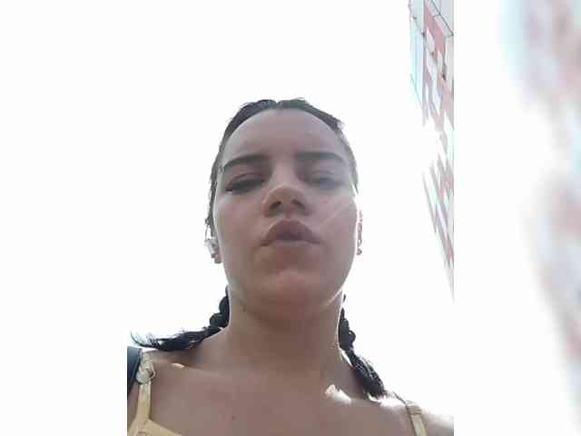 AlinaLisa69 webcam