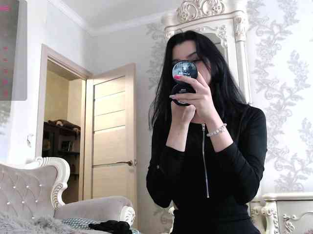 AlinaLisa69 webcam