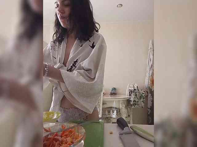 AlinaLisa69 webcam