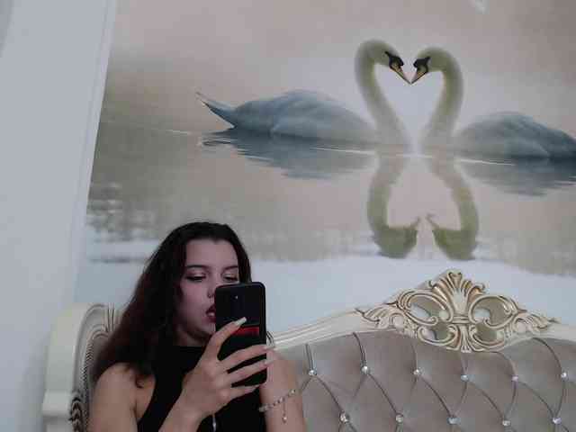 AlinaLisa69 webcam