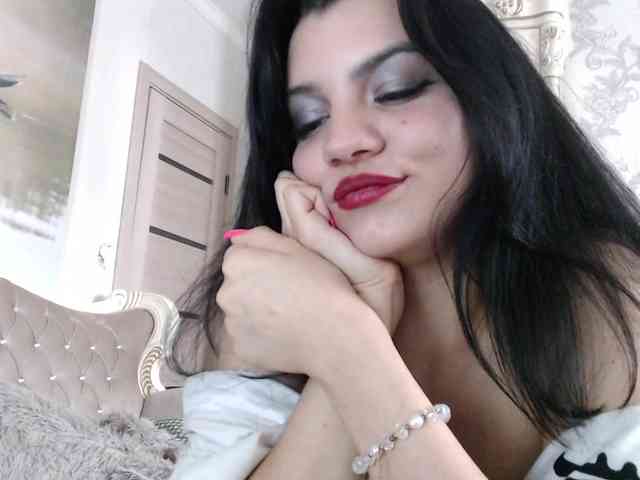 AlinaLisa69 webcam