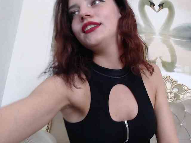 AlinaLisa69 webcam