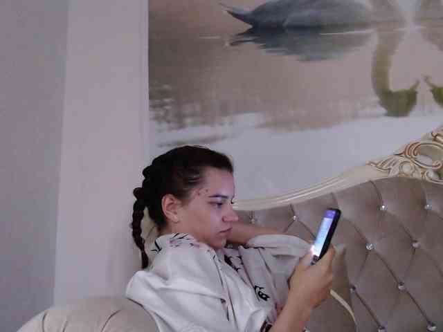 AlinaLisa69 webcam
