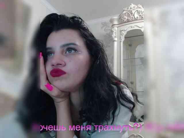 AlinaLisa69 webcam