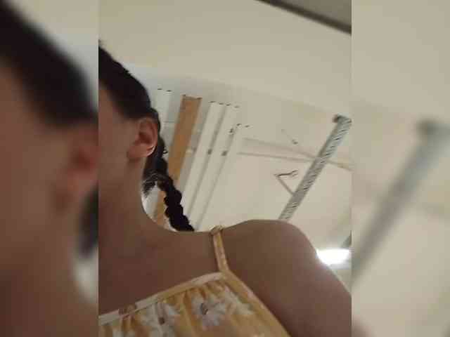 AlinaLisa69 webcam