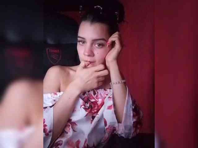 AlinaLisa69 webcam