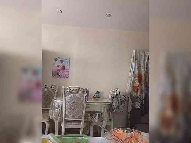 AlinaLisa69 webcam