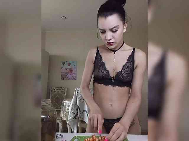 AlinaLisa69 webcam