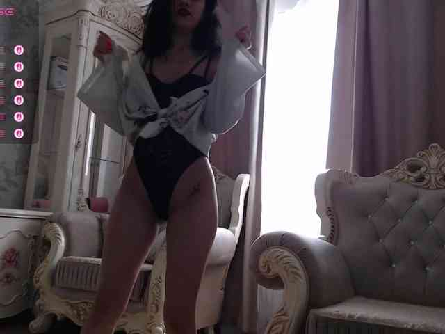 AlinaLisa69 webcam